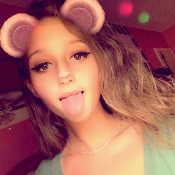 Meet your Posher, Kirsten - Picture 1 of 1